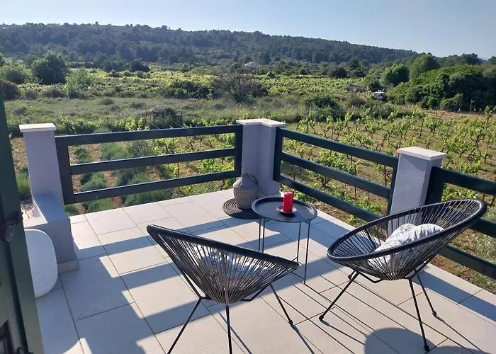 The Quiet * Vela Luka